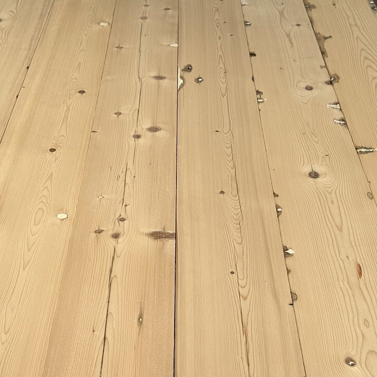 Unfinished Victorian Beam Pine