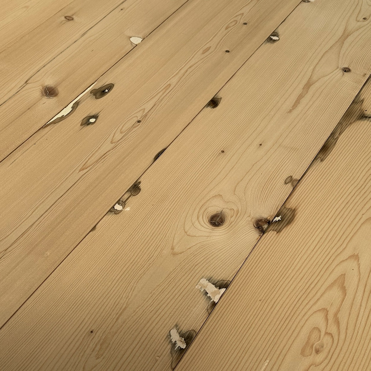 Unfinished Victorian Beam Pine