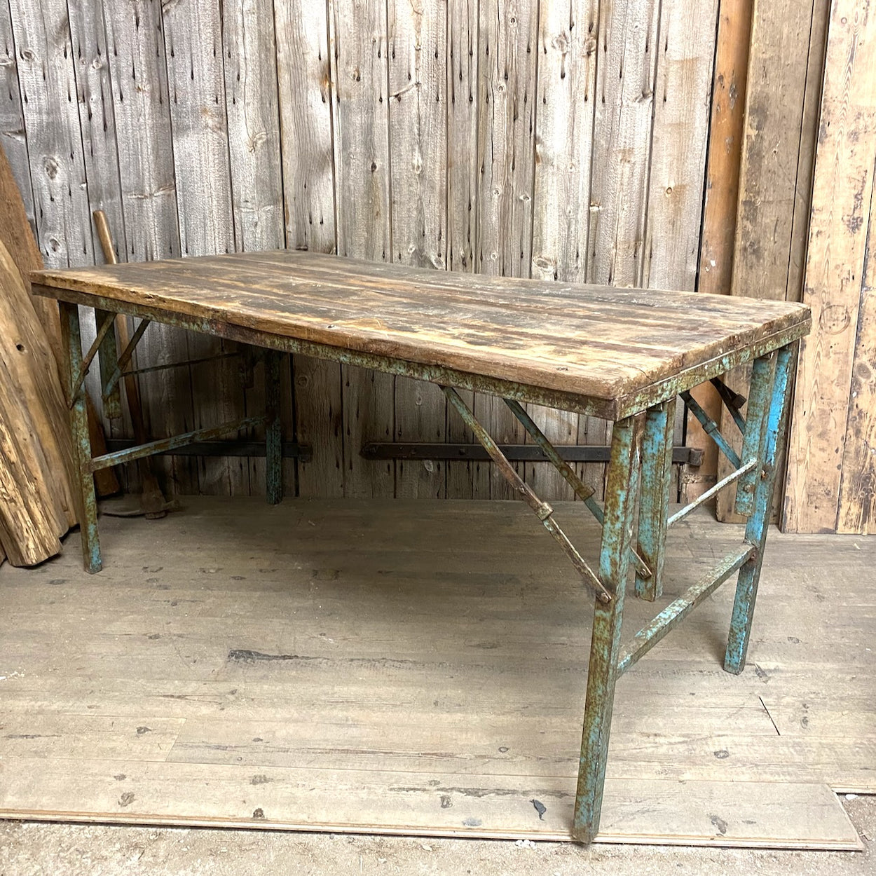 Vintage dining table/coffee table
