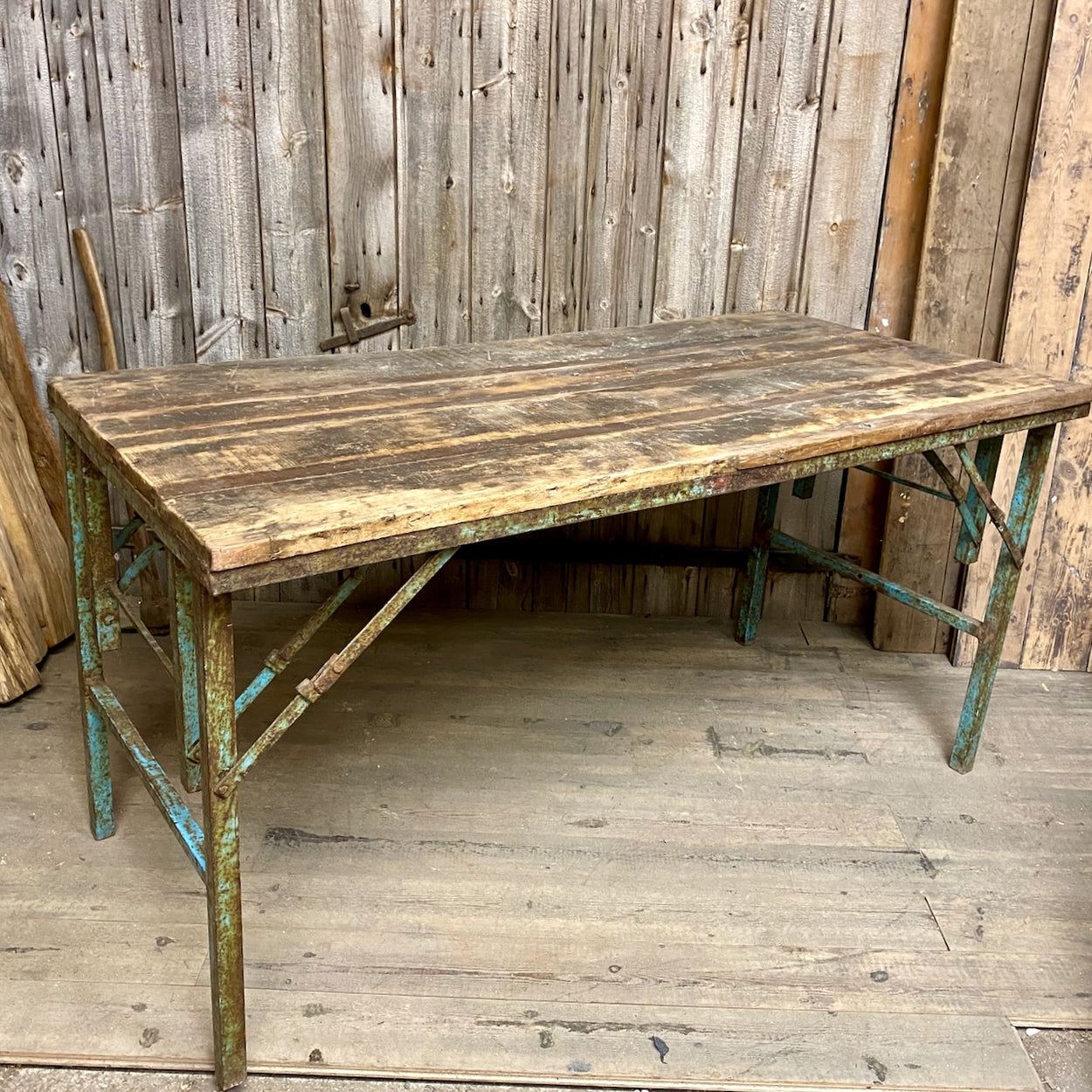Vintage dining table/coffee table