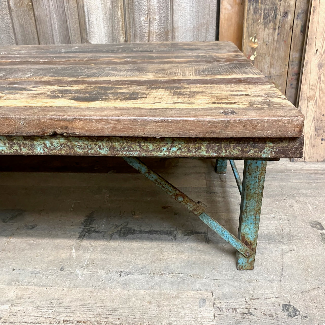 Vintage dining table/coffee table
