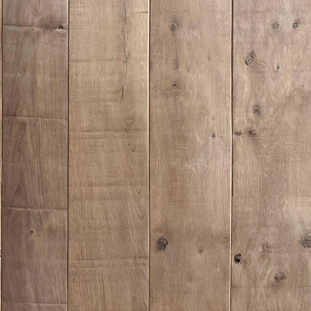 Manor House Oak Brown