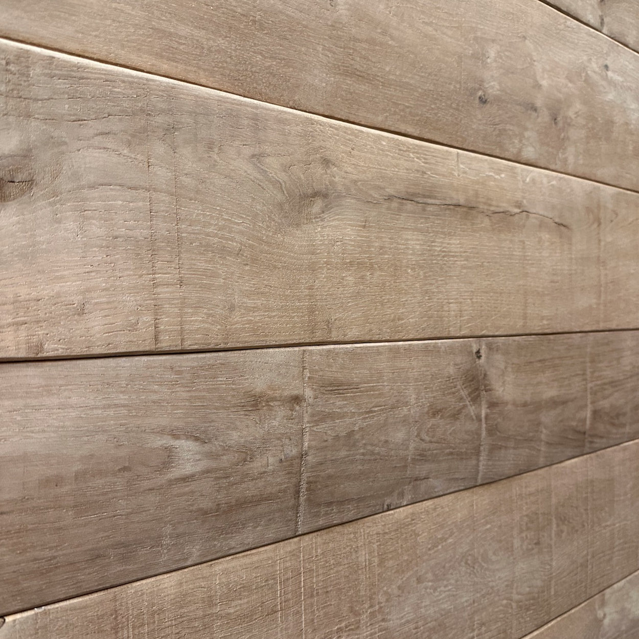 Manor House Oak Brown