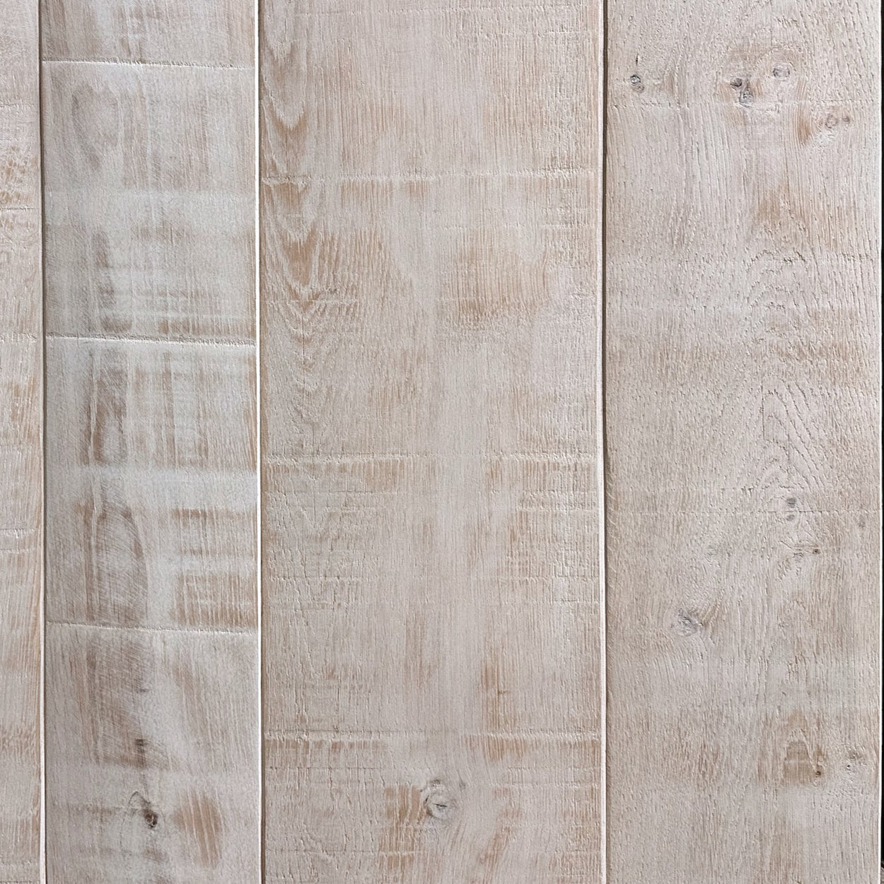Manor House Oak Whitewashed