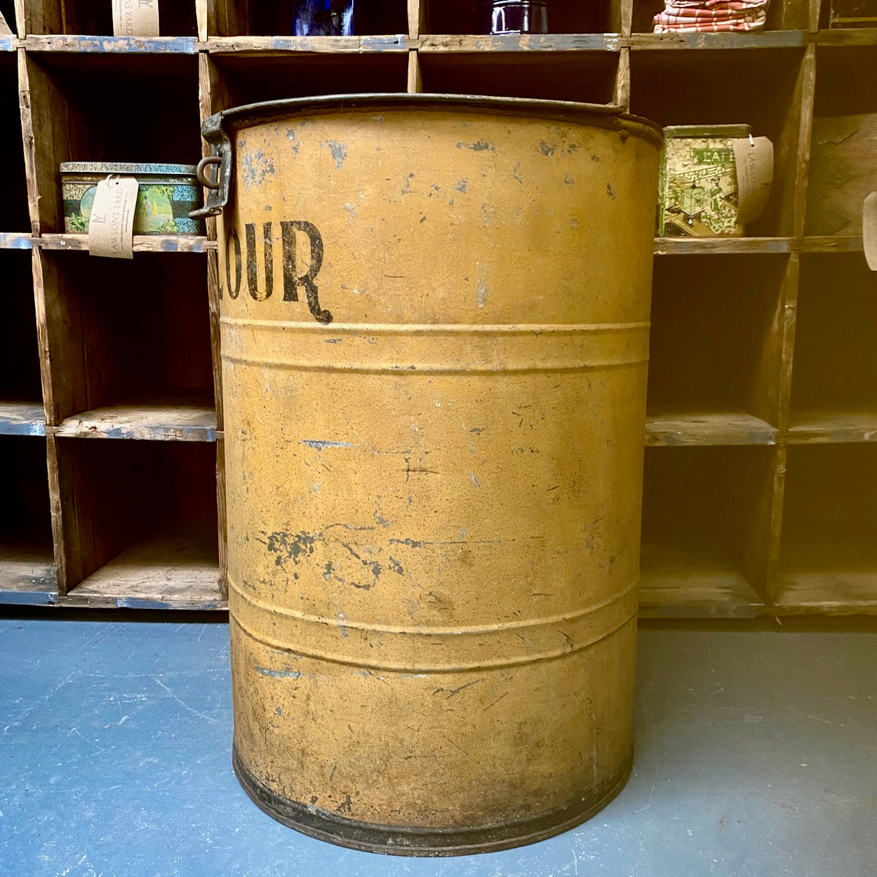 Vintage Flour Bin With Original Lid