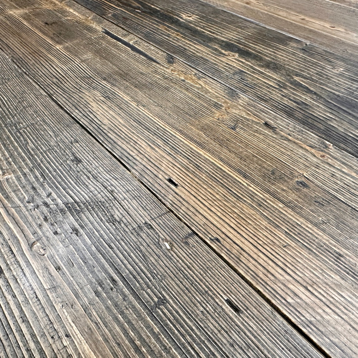 Reclaimed Mill Pine Dark