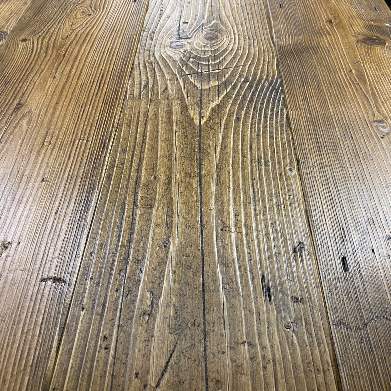 Reclaimed Mill Pine Medium