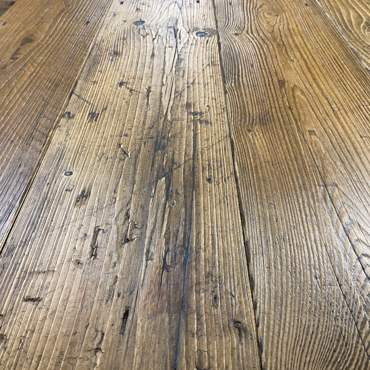 Reclaimed Mill Pine Medium