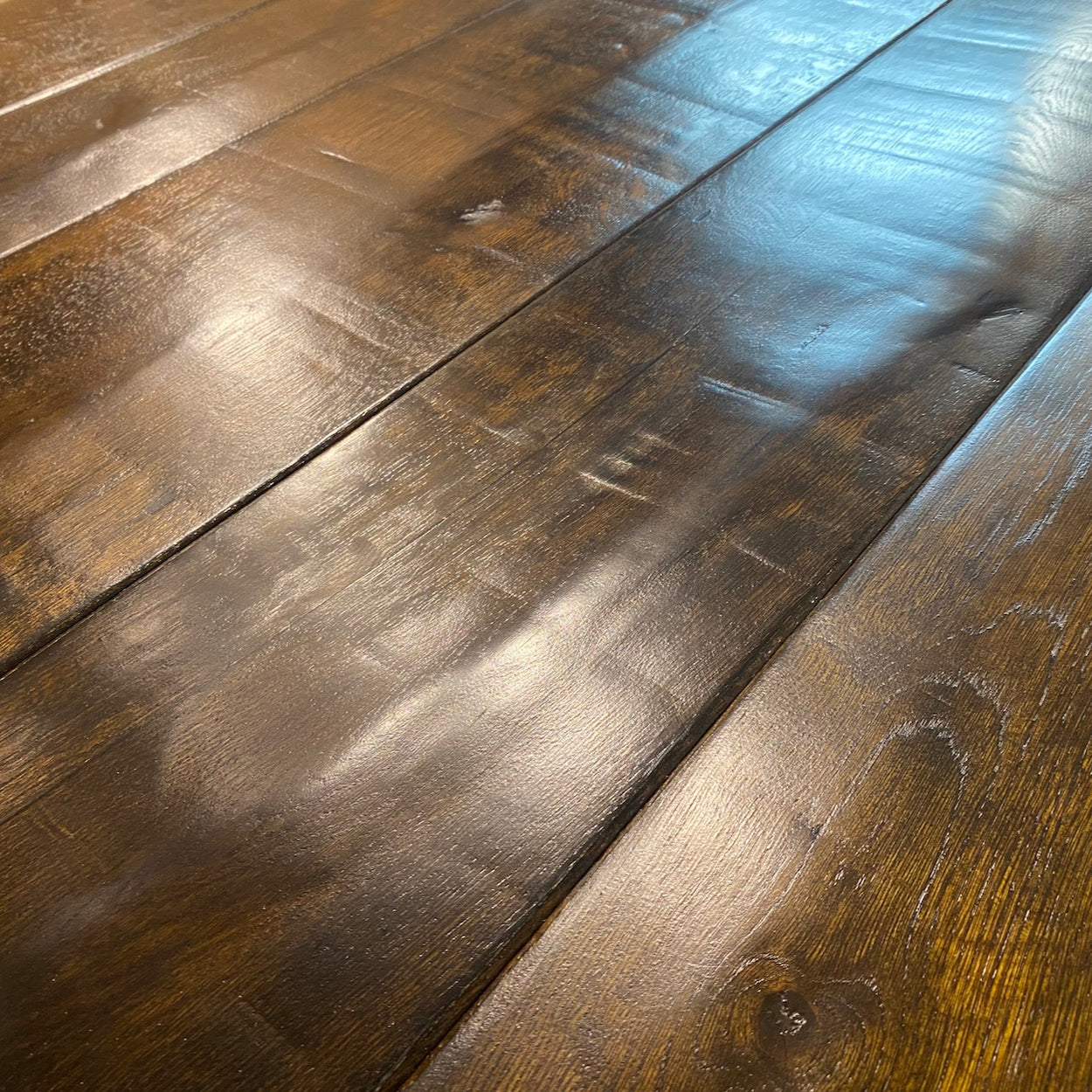 Manor House Bespoke Dark