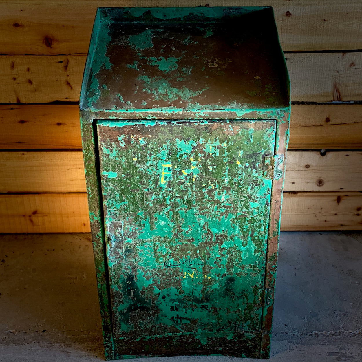 Green Engineers Cabinet