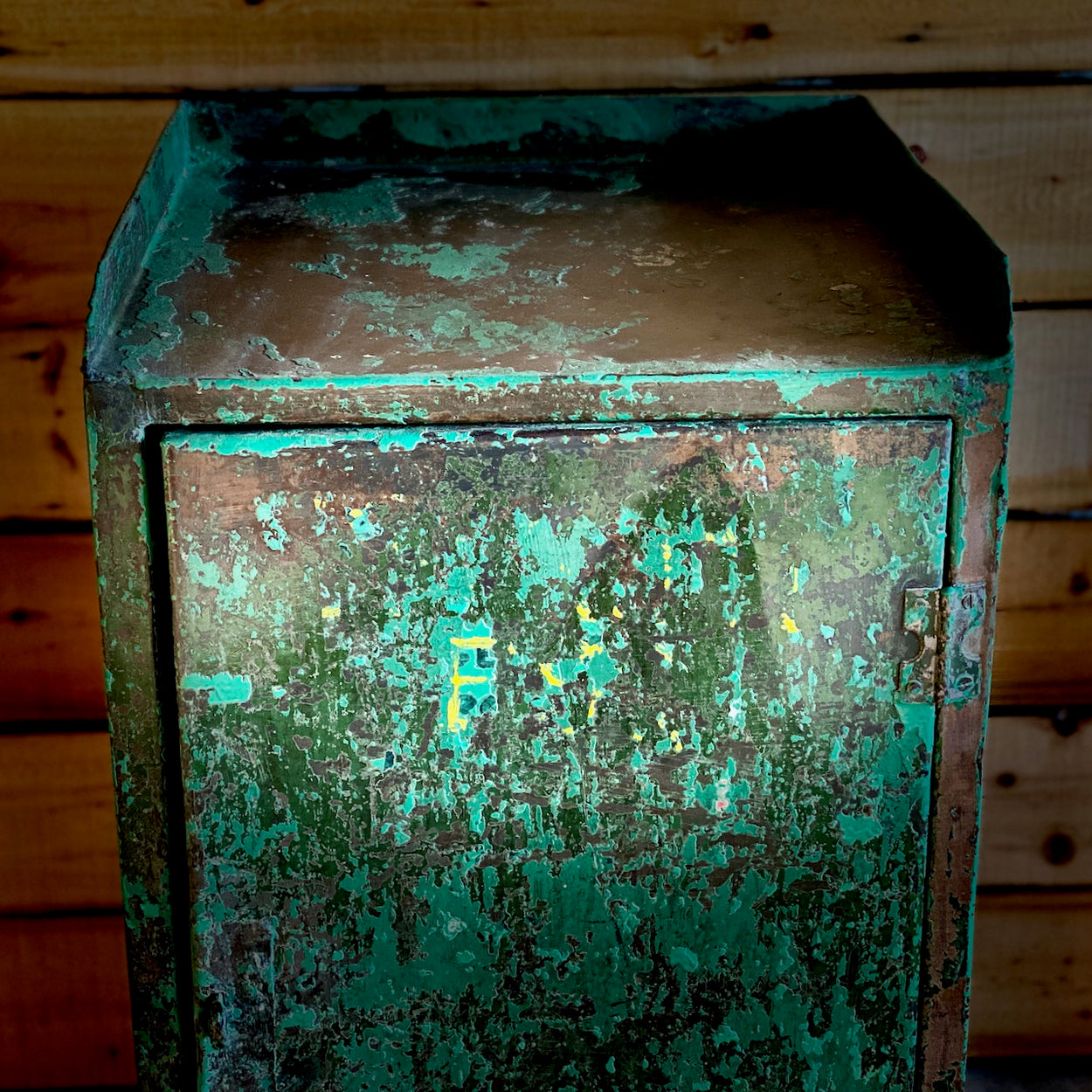 Green Engineers Cabinet