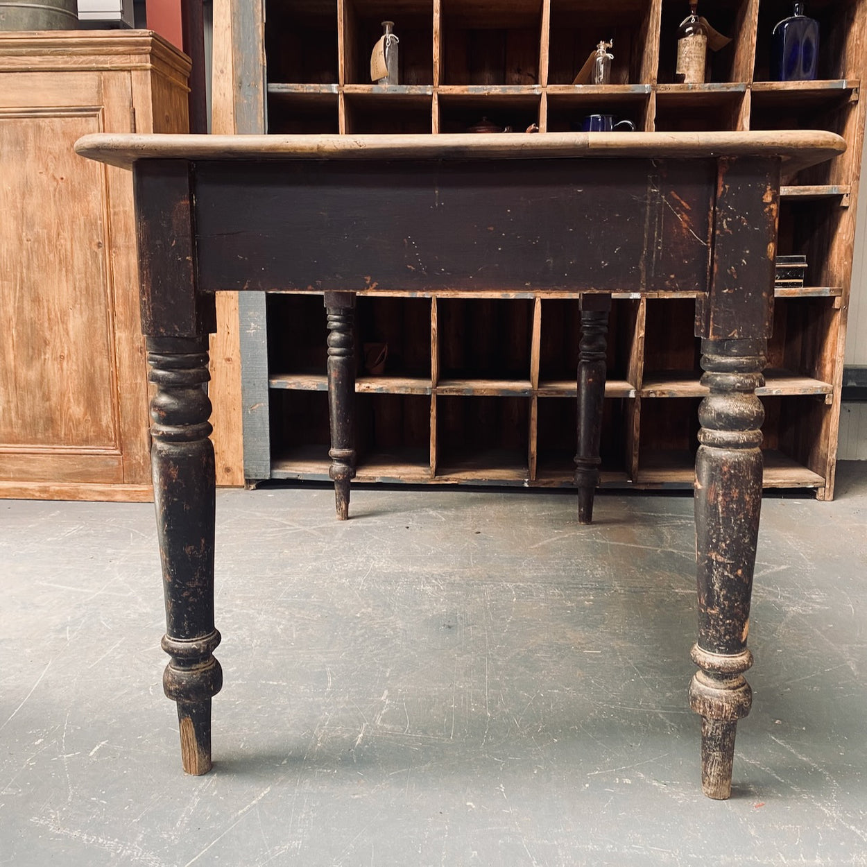 Victorian Farmhouse Table