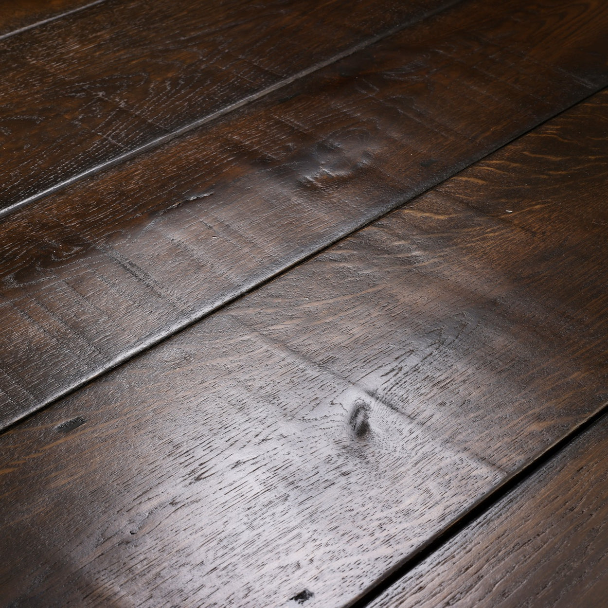 Manor House Bespoke Dark