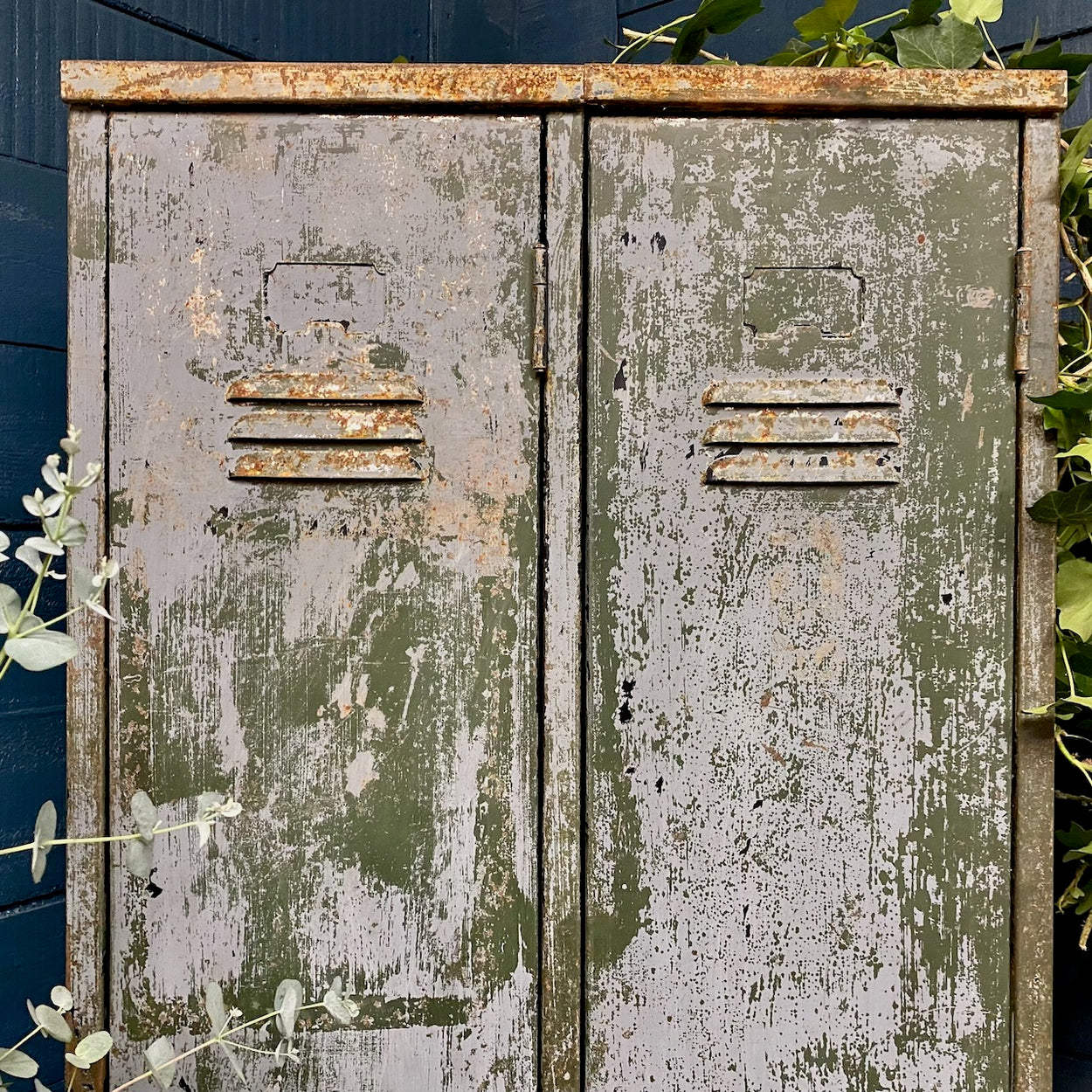 Industrial Locker Cabinet