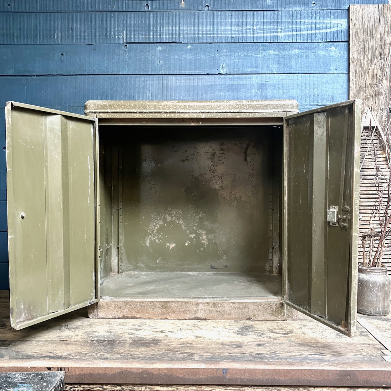 Industrial Workshop Metal Cabinet