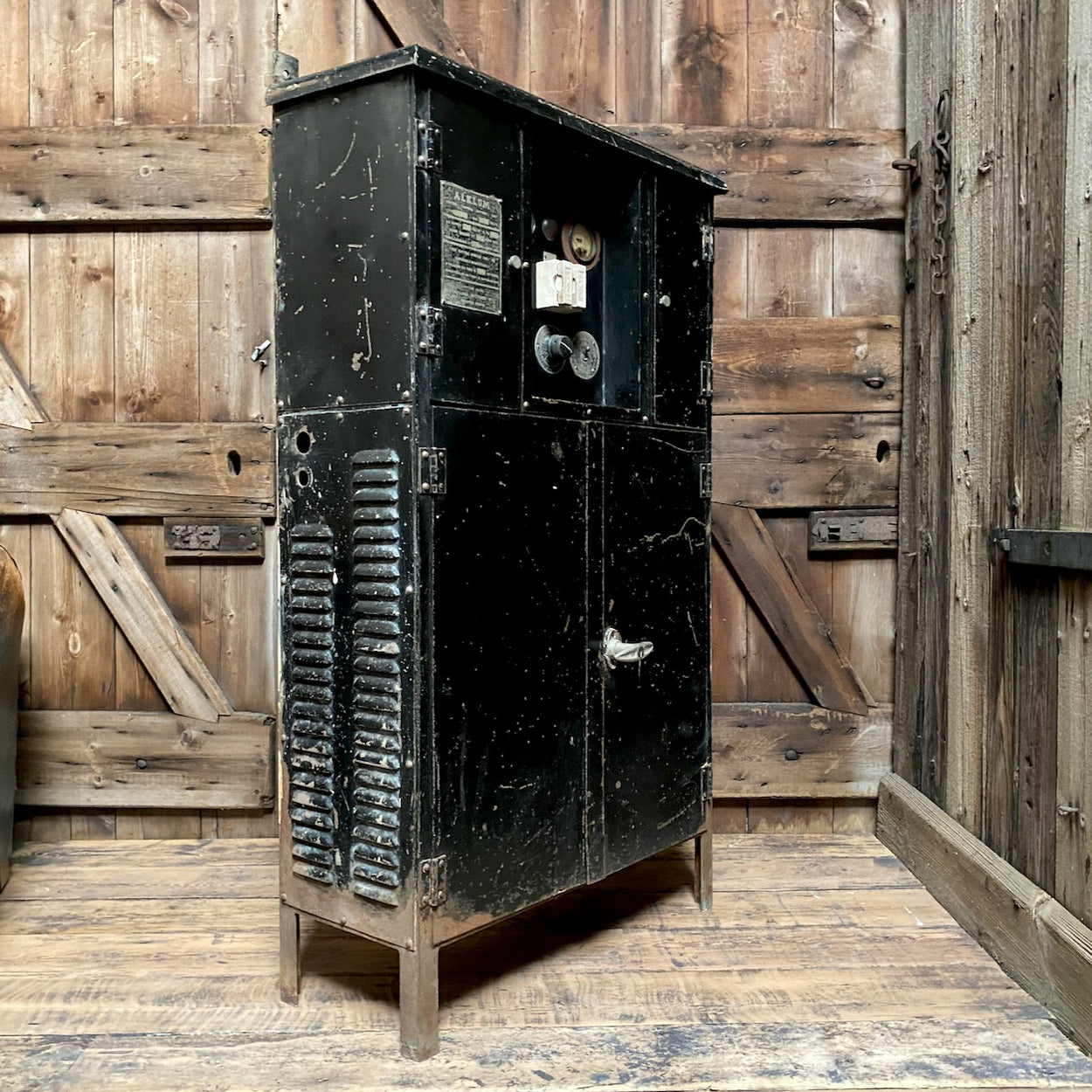 Electrical Testing Cabinet.