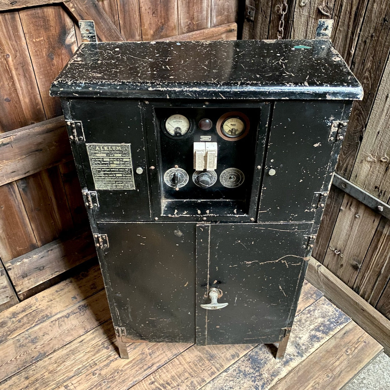 Electrical Testing Cabinet.