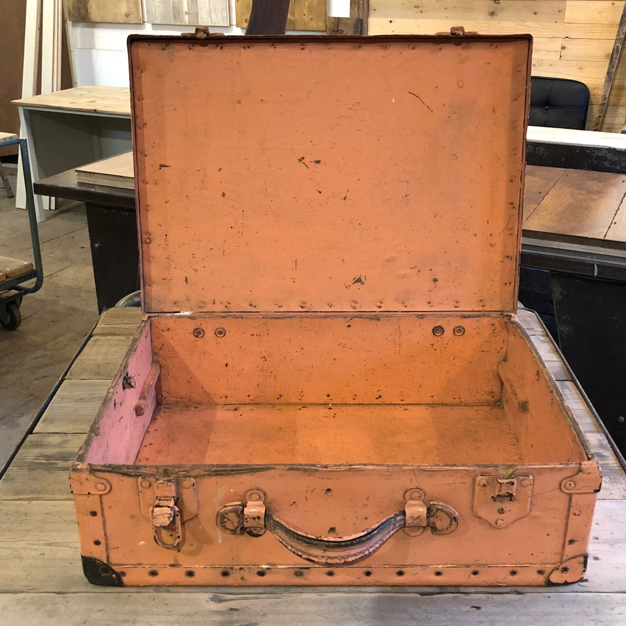 Vintage Case In Beautiful Original Pink Paint